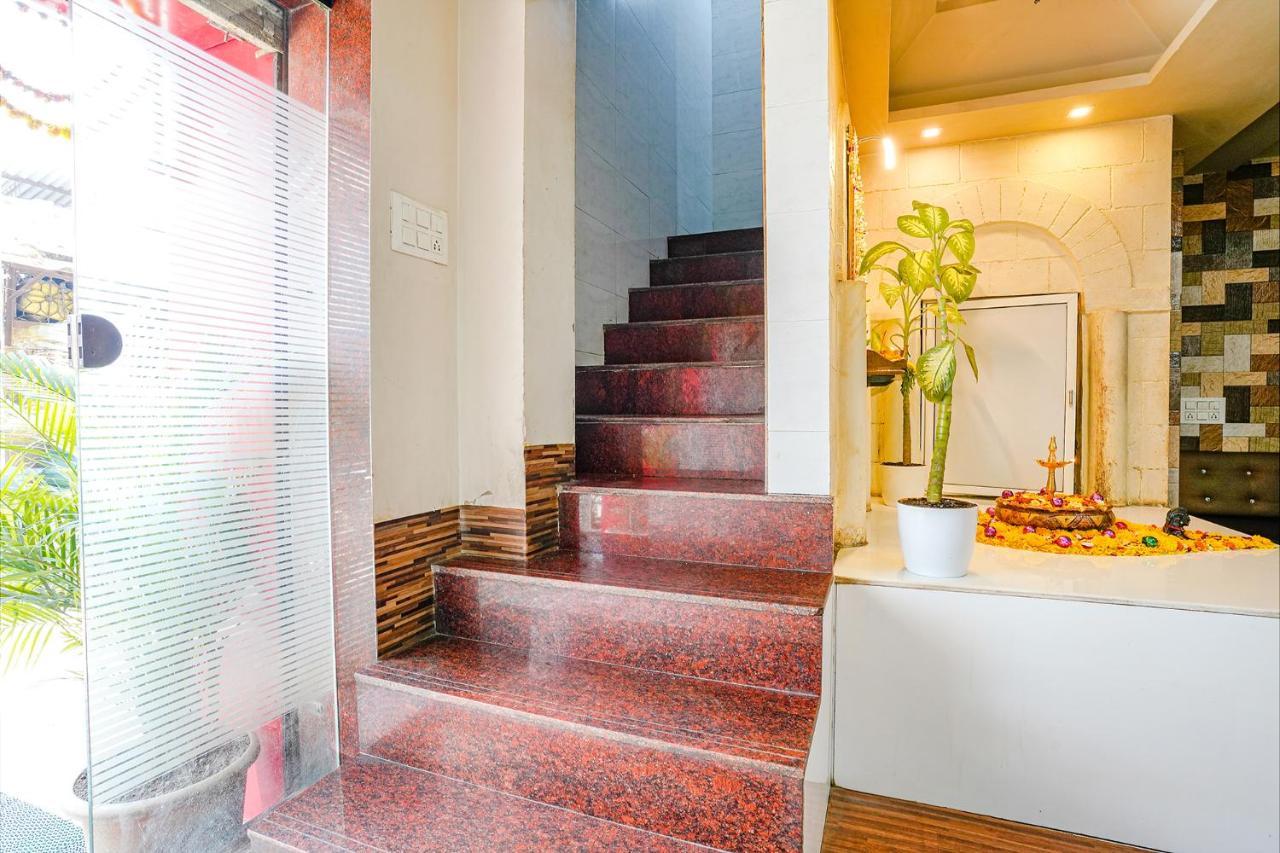布哈延达尔 Fabexpress Vinyasa Residency酒店 外观 照片